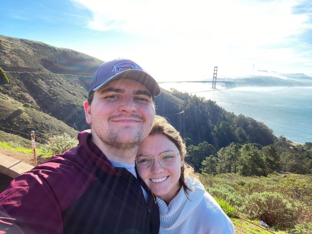 Anna moves to California